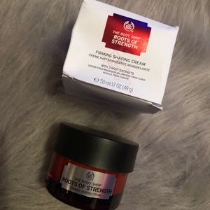 The Body Shop Firming Shaping cream